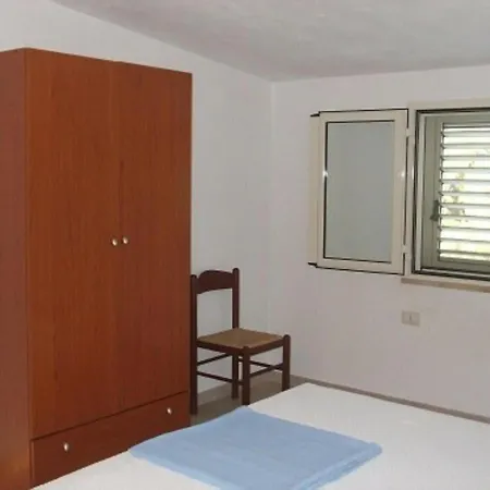 Ground Floor South 3 Min Walk From The Sea *